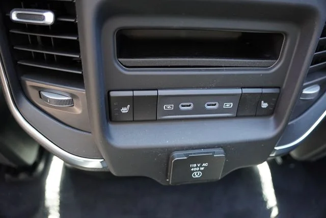 New 2026 Diamond Black Crystal Pearl-Coat Exterior Paint RAM Laramie image 14