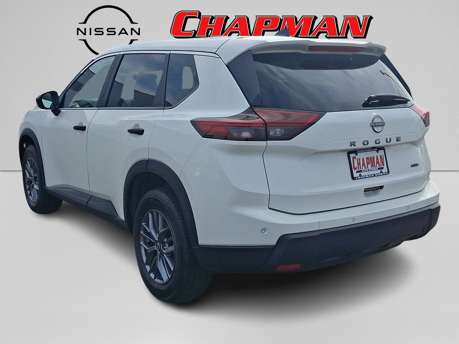 Certified Used 2024 Glacier White Nissan S image 4