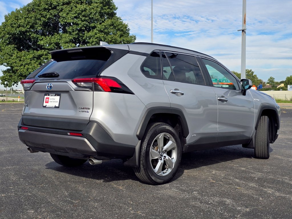 Certified Used 2019 Silver Toyota Limited image 18