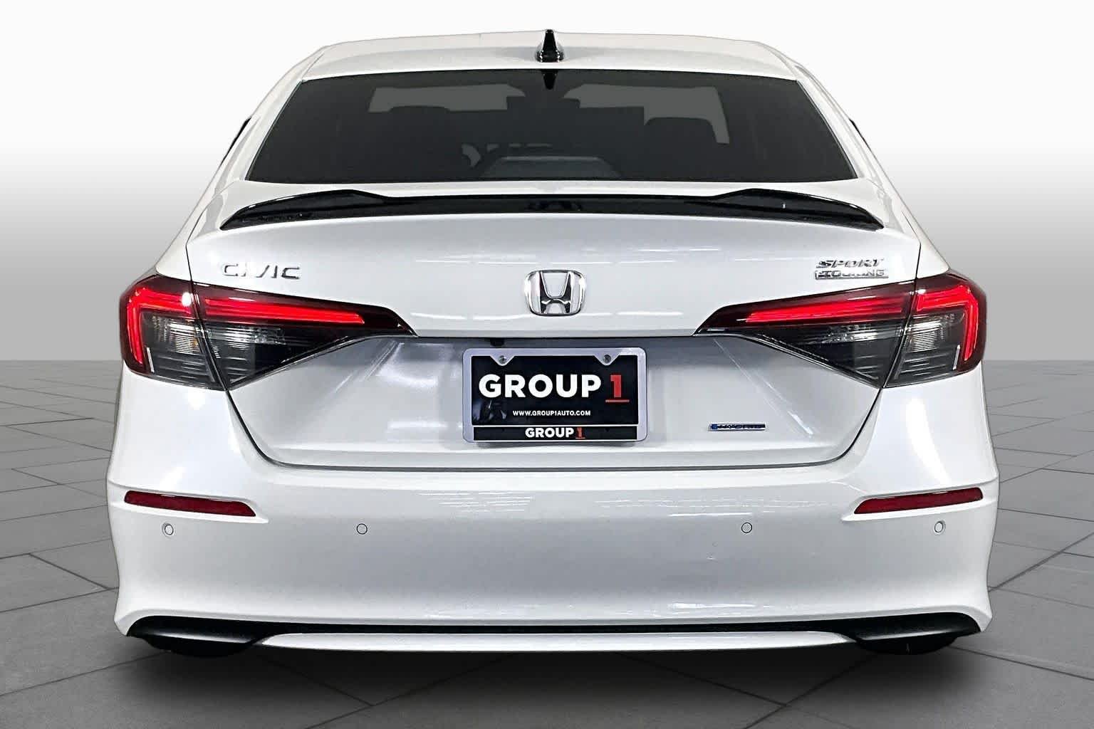 Used 2025 Platinum White Pearl Honda Sport Touring image 5