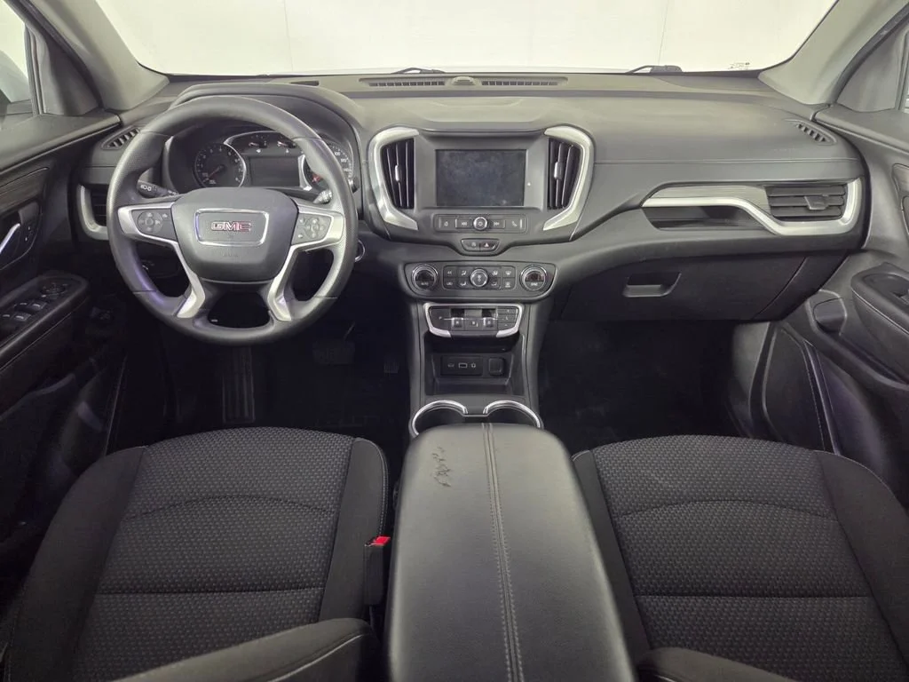 Used 2022 Summit White GMC SLE image 25