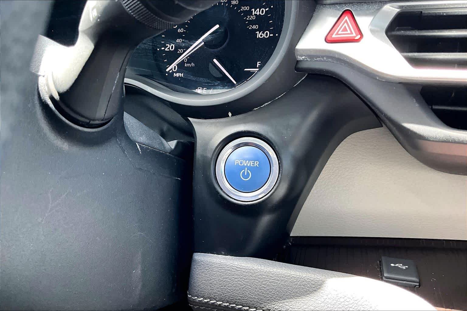 Used 2022 White Toyota LE image 32