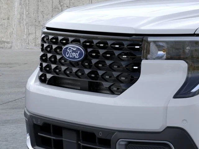 New 2026 Oxford White Ford Lariat image 18