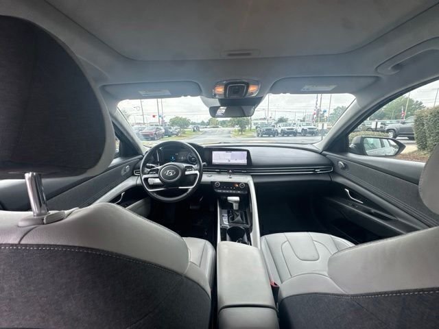 Used 2022  Hyundai Limited image 19