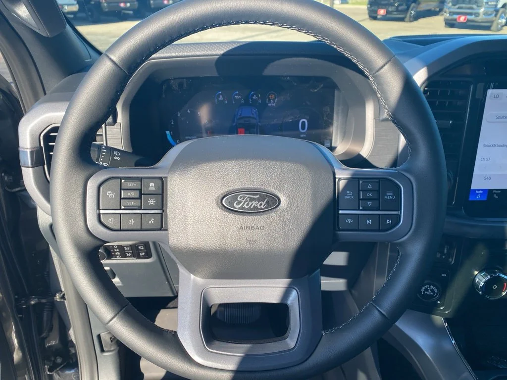 New 2026 Carbonized Gray Metallic Ford XLT image 17