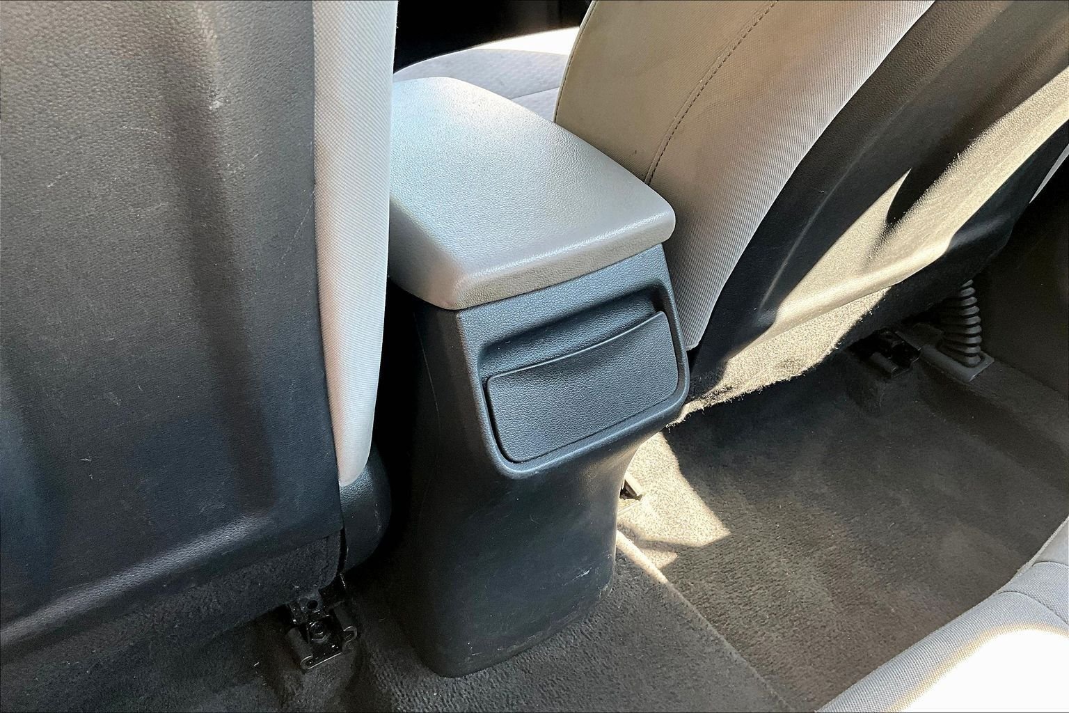 Used 2020 Black Hyundai Value Edition image 9