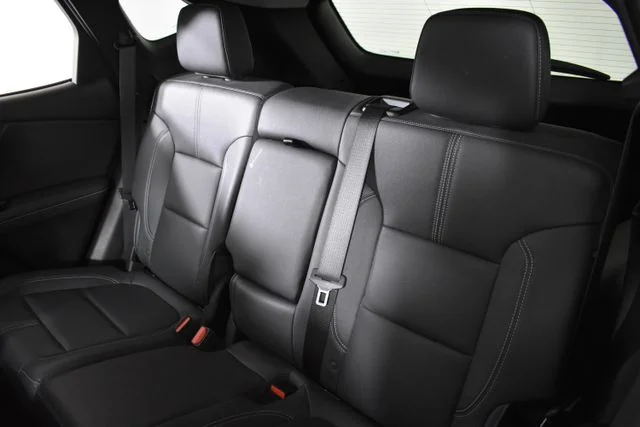 Used 2023 Gray Chevrolet LT image 17
