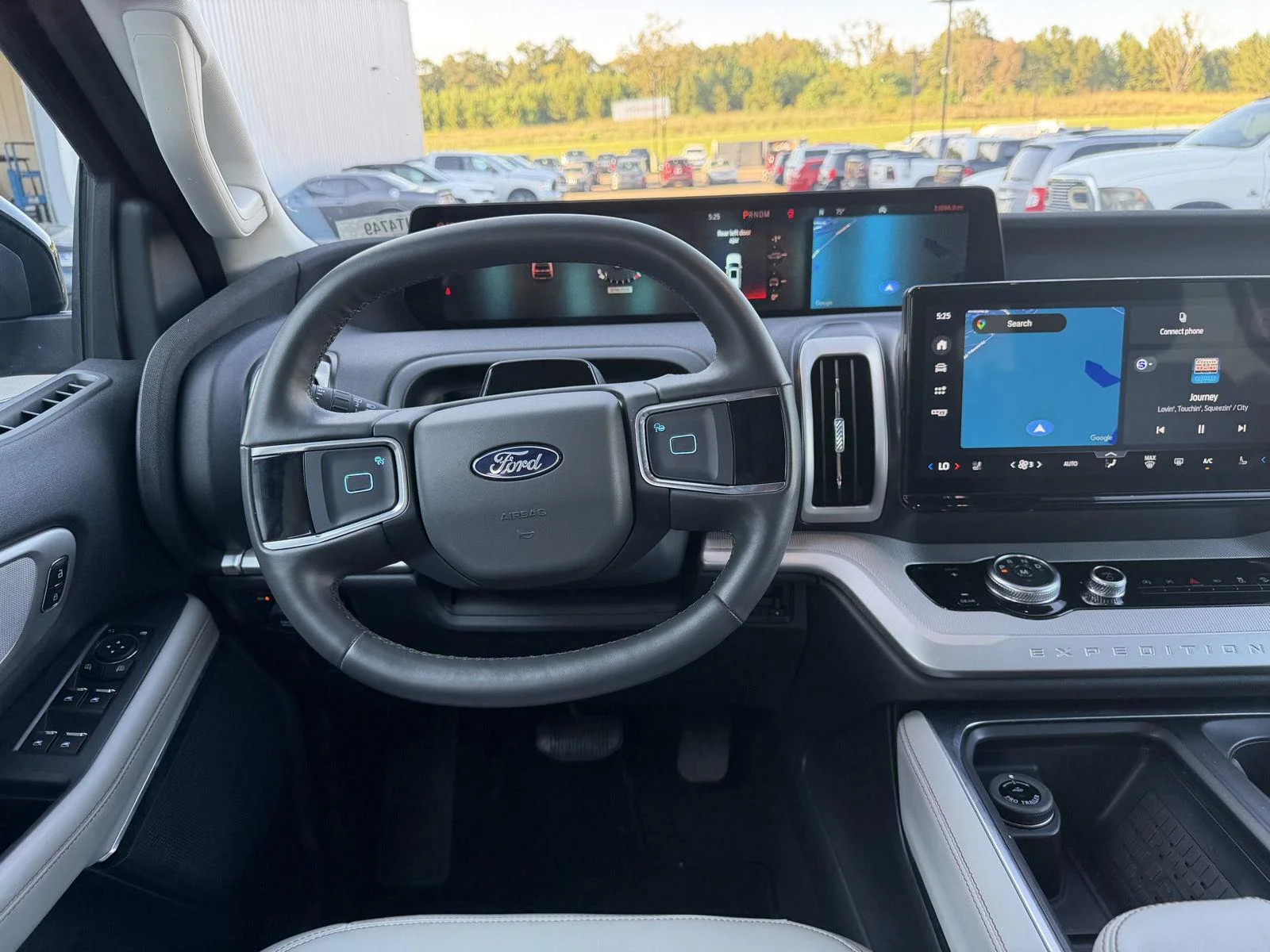 Used 2025 Agate Black Ford Active image 8
