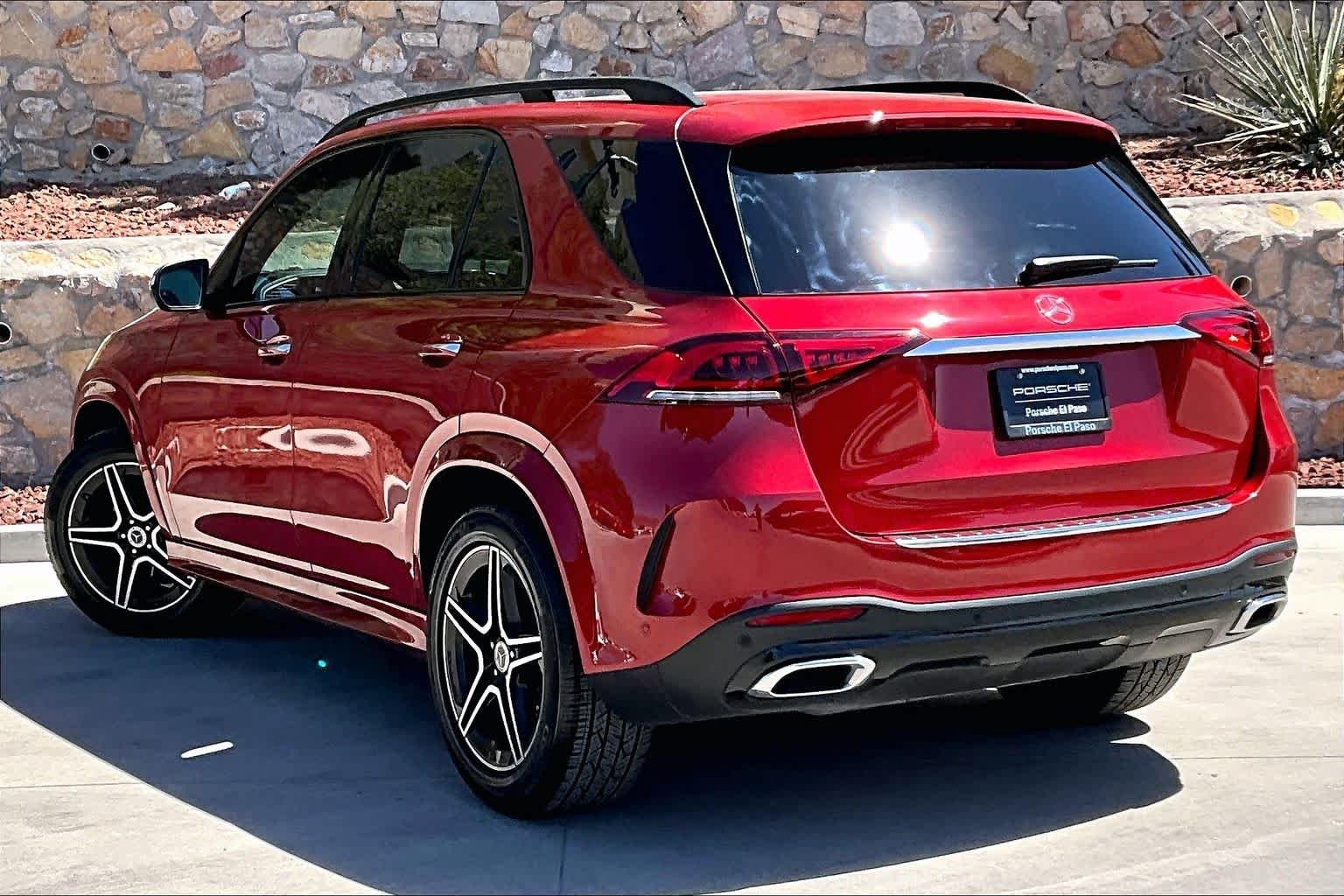 Used 2023 MANUFAKTUR Cardinal Red Metallic Mercedes-Benz GLE 350 image 3