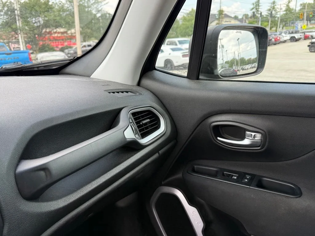 Used 2021 Black Jeep Sport image 20
