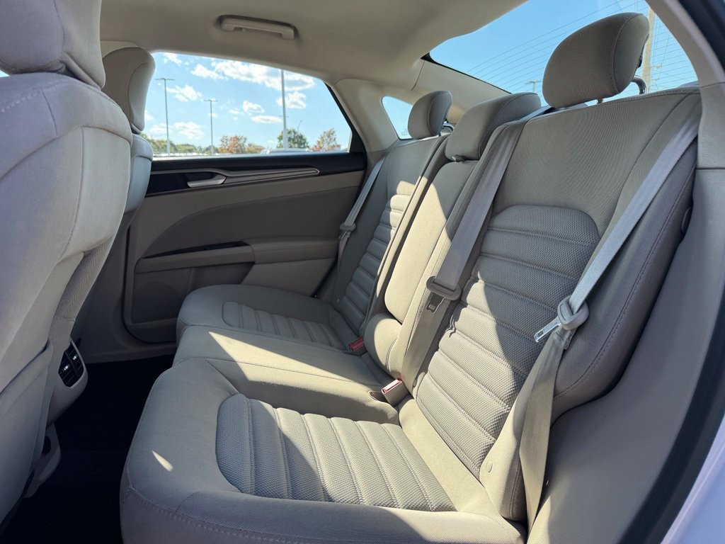 Used 2017 White Ford SE image 27