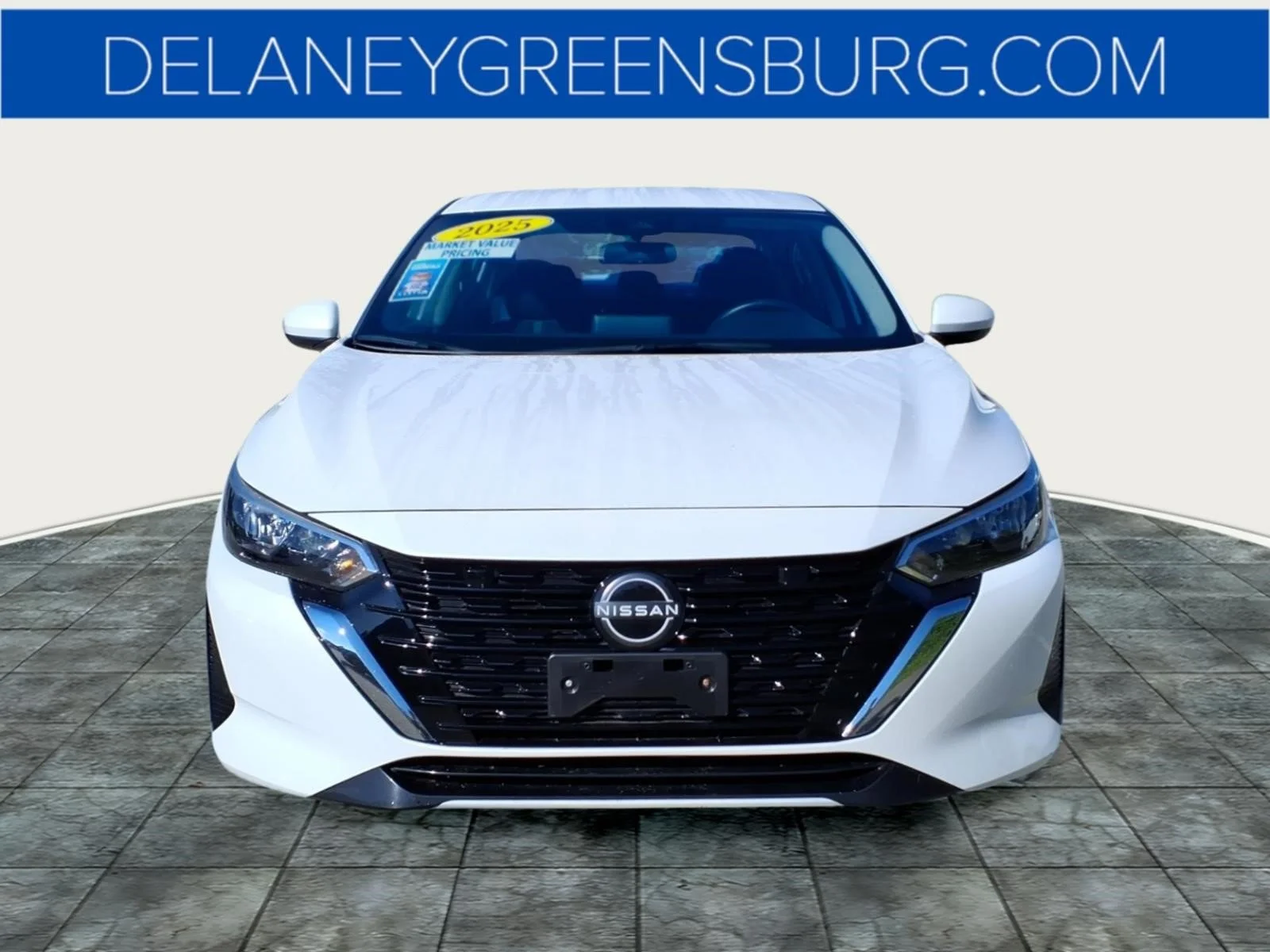 Used 2025 Aspen White Tricoat Qac Nissan SV image 8