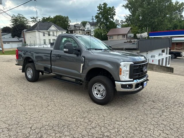 Used 2024 Gray Metallic Ford XL image 10