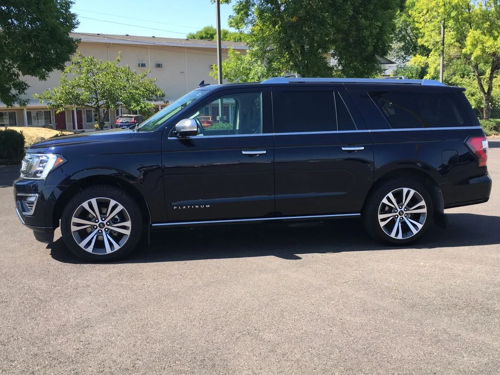 Used 2021 Blue Ford Platinum image 3