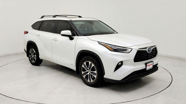 2023 Toyota Highlander Hybrid XLE