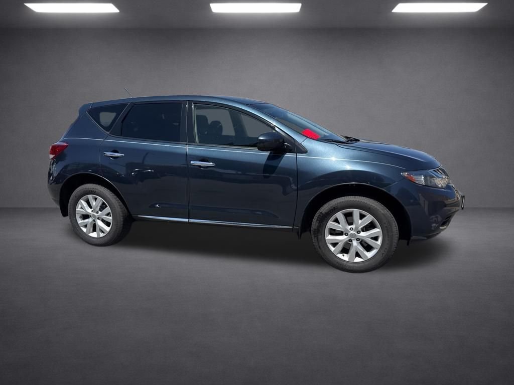 Used 2013 Blue Nissan S image 13