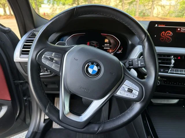 Used 2023 Gray BMW xDrive30i image 14