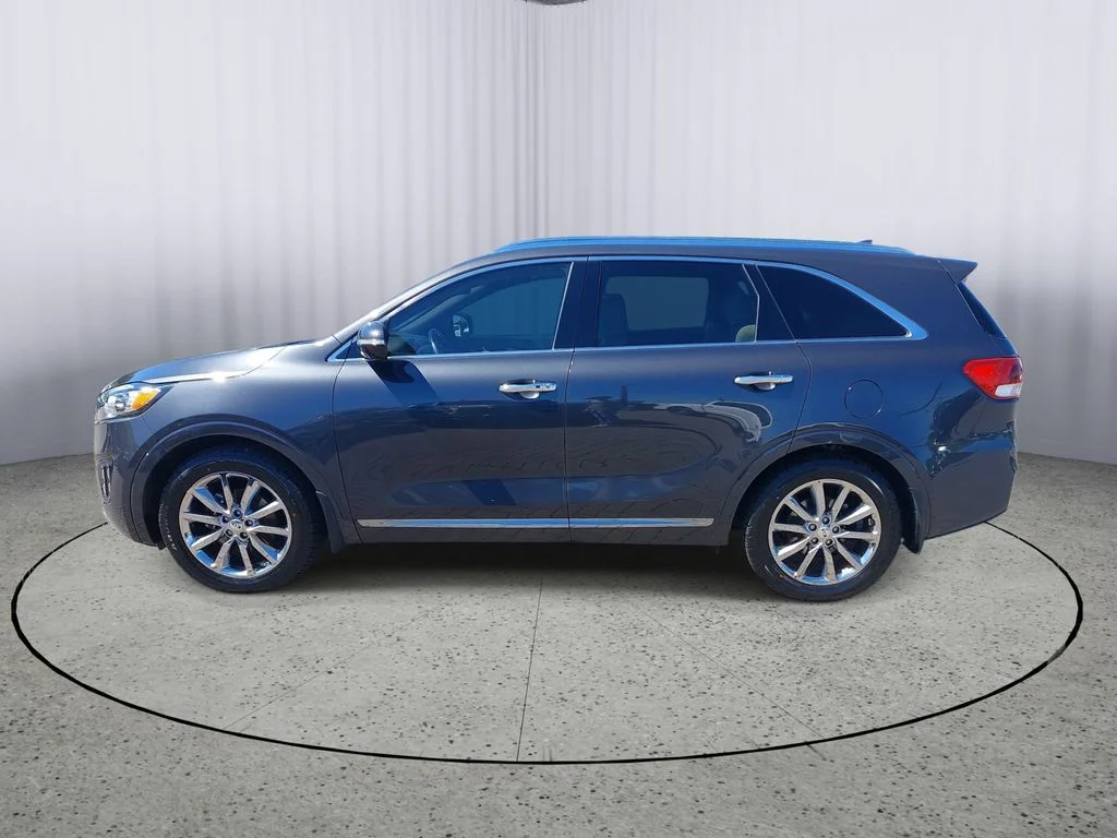 Used 2017 Gray Kia SX Limited image 6