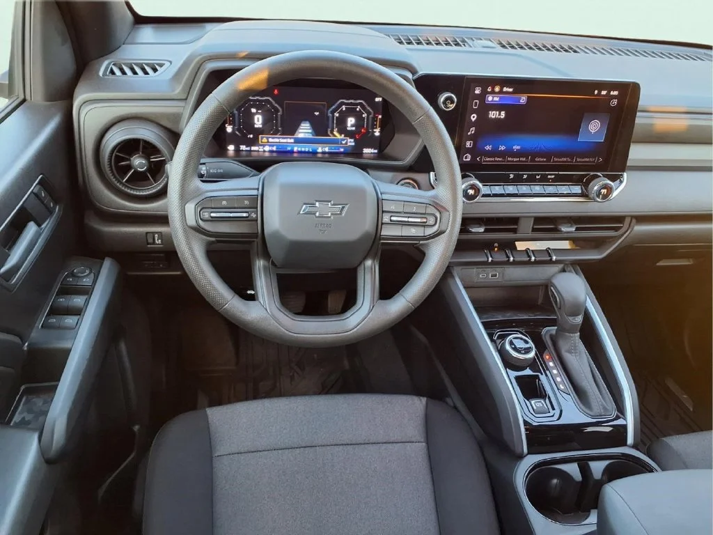 Used 2026 Red Chevrolet Trail Boss image 17