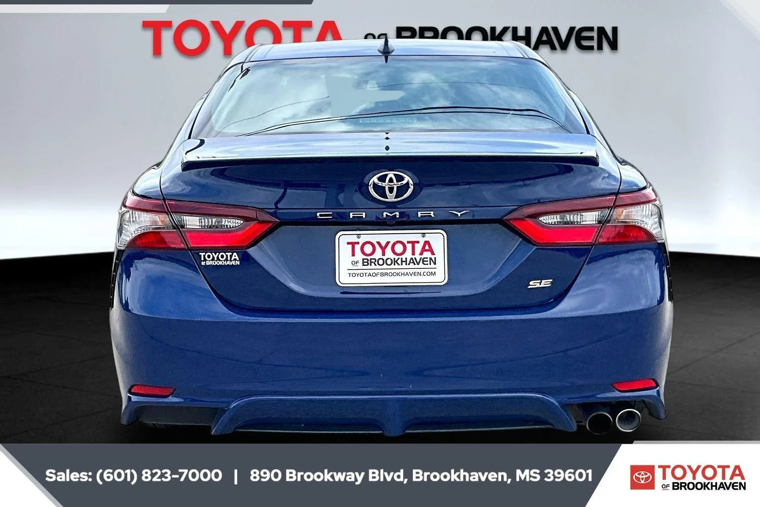 Used 2024 Reservoir Blue Toyota SE image 4