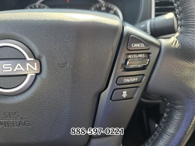 Used 2022 Glacier White NISSAN SV image 30