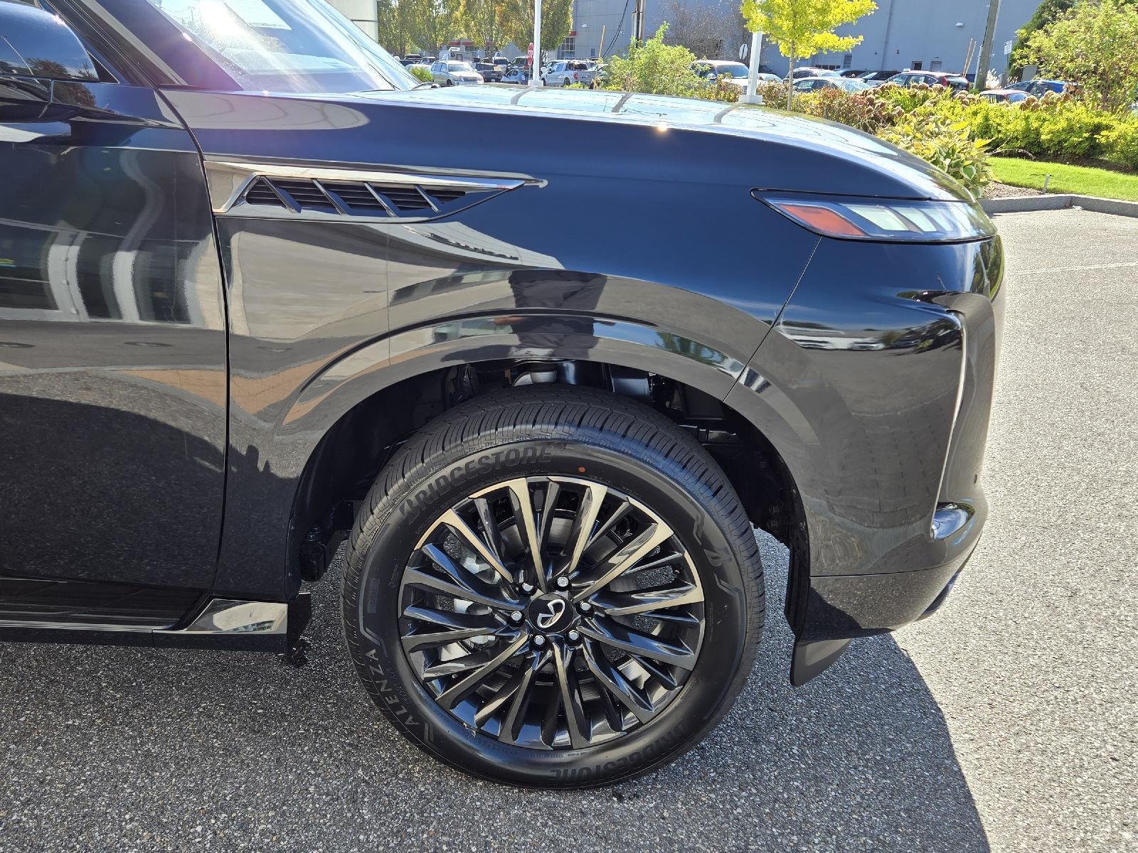 2026 INFINITI QX80 Autograph - Photo 17