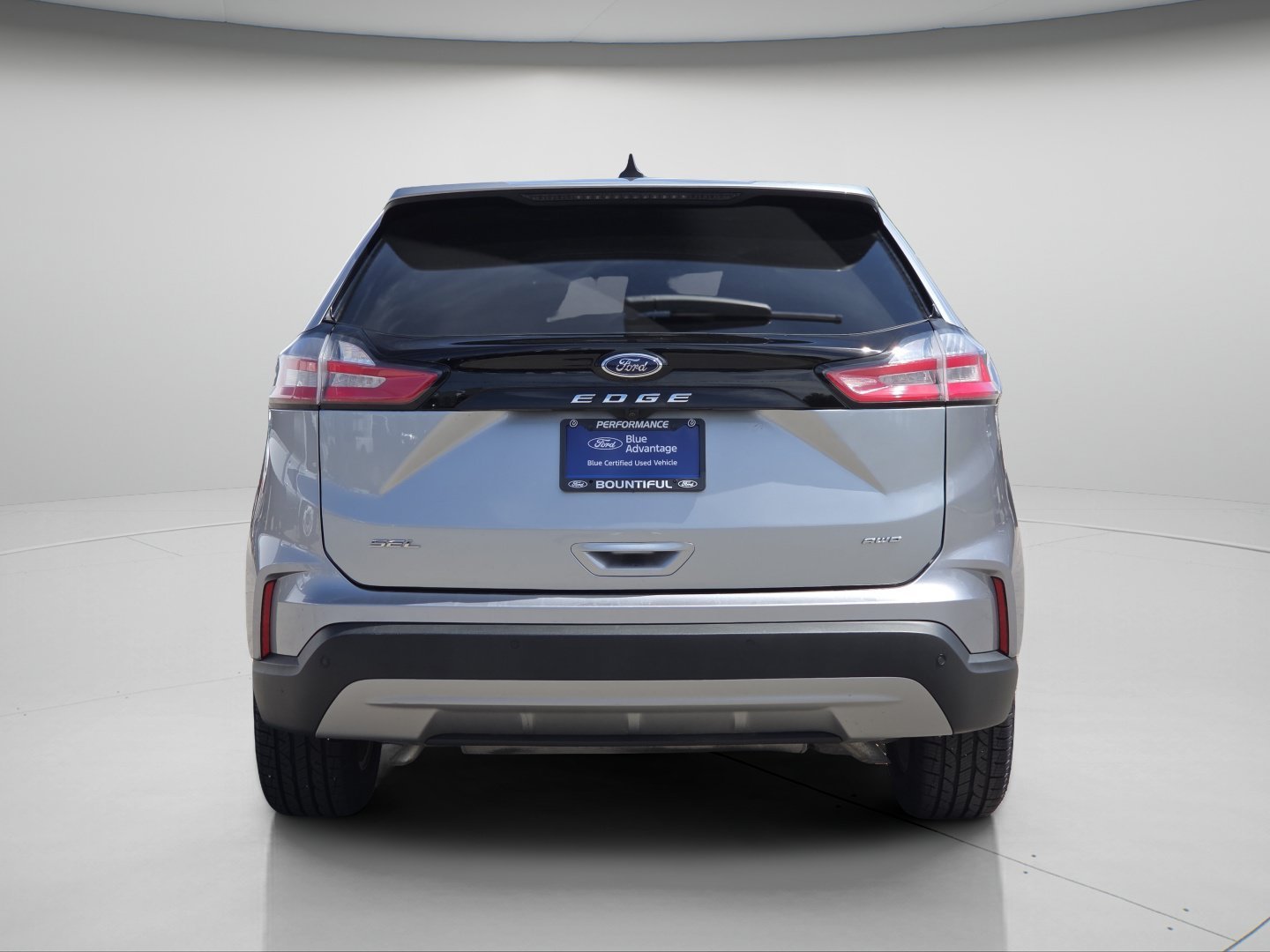 Used 2024 Silver Metallic Ford SEL image 21