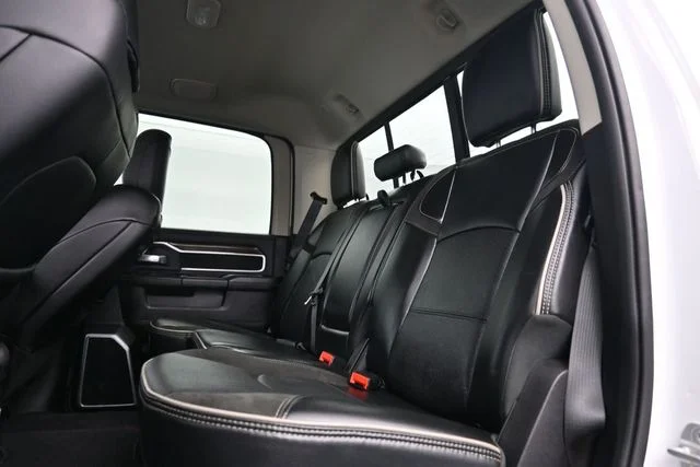 Used 2024 White Ram Laramie image 27