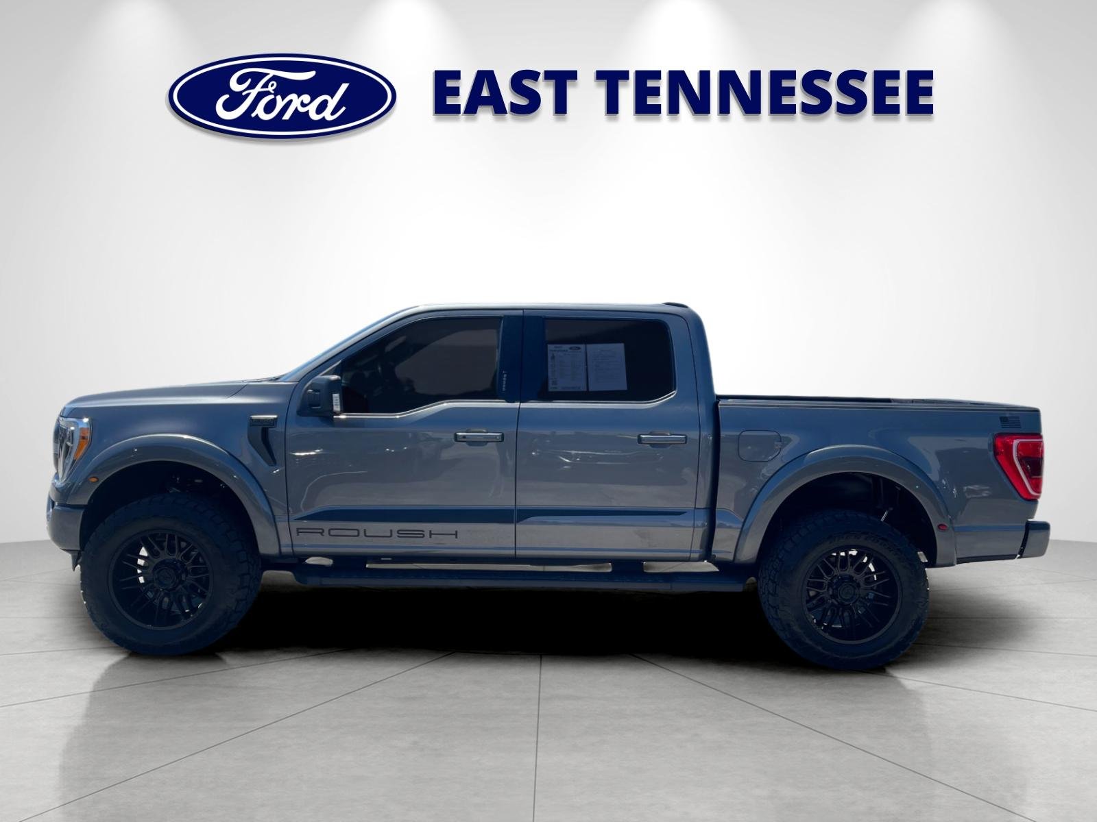 Used 2022 Carbonized Gray Metallic Ford XLT image 6