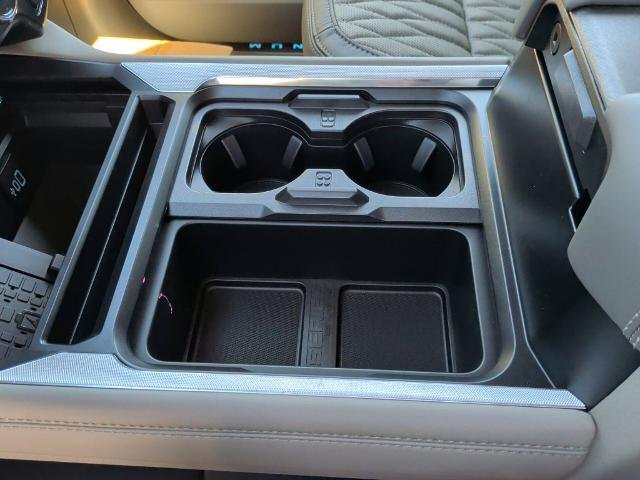 New 2027 Star White Metallic Tri-Coat Ford F-250® Platinum® image 88
