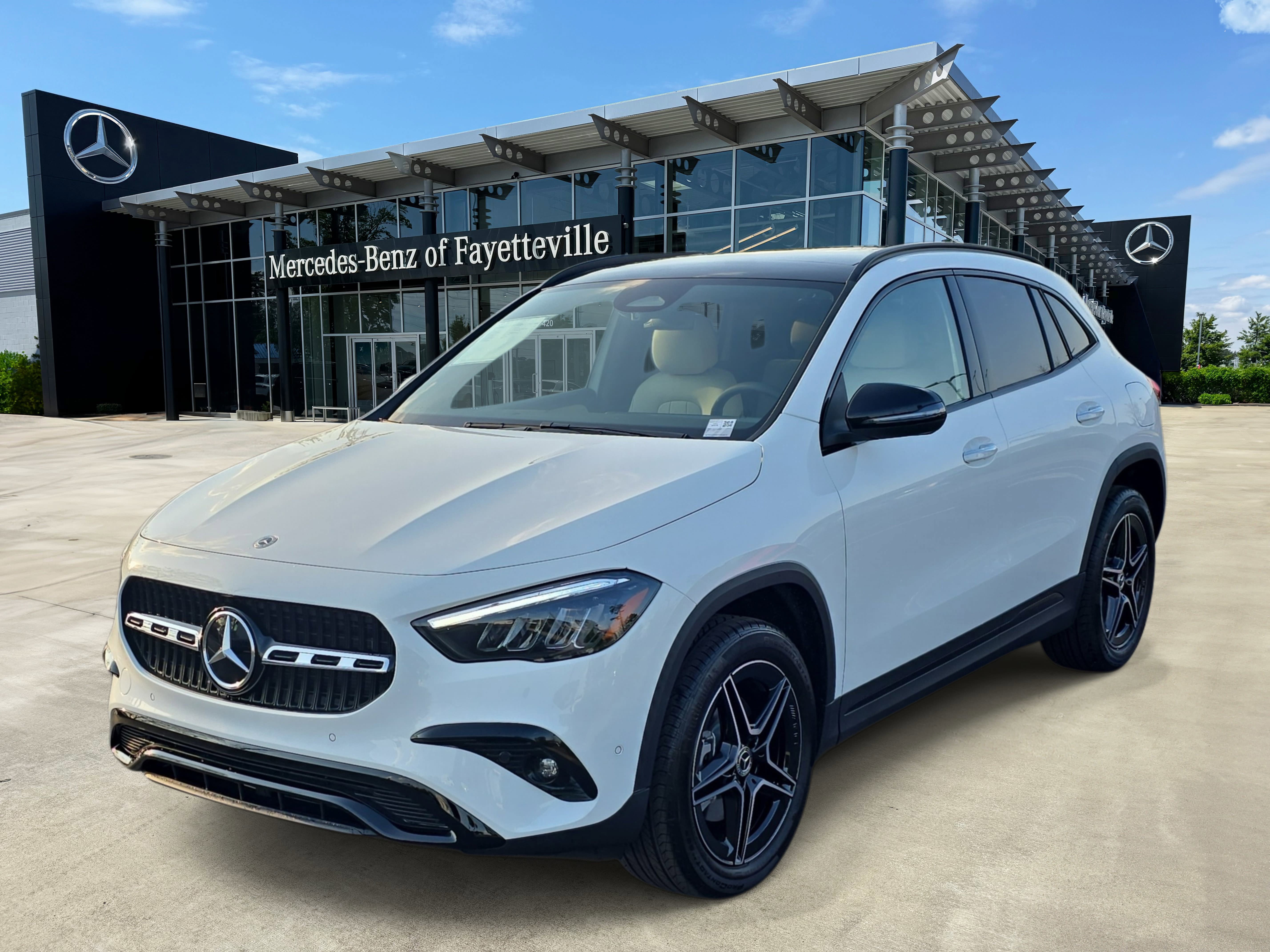 New 2026 Polar White Mercedes-Benz GLA250 image 1