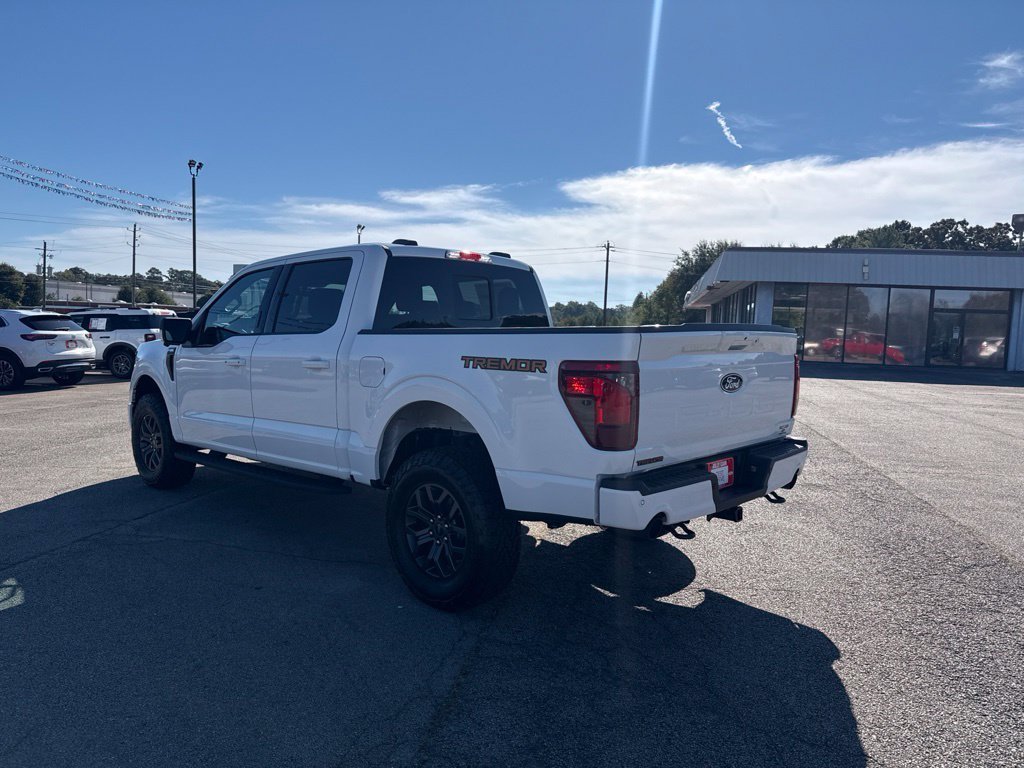 New 2026 Oxford White Ford Tremor® image 6
