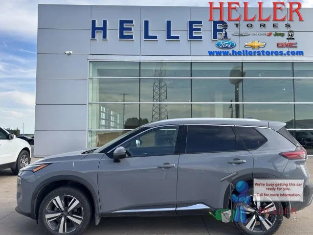 Used 2023 Boulder Gray Pearl Nissan SL image 1