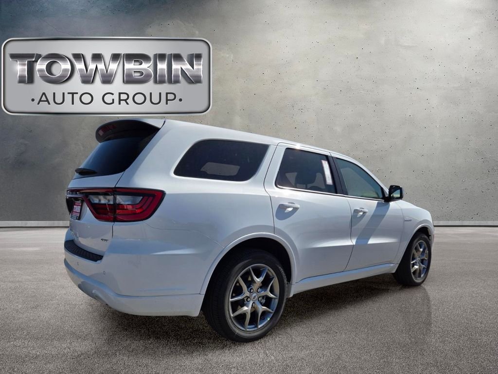 New 2027 White Knuckle Clear-Coat Exterior Paint Dodge GT image 3