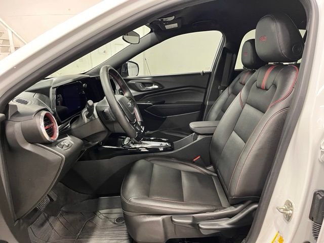 Used 2025 White Chevrolet 2RS image 17