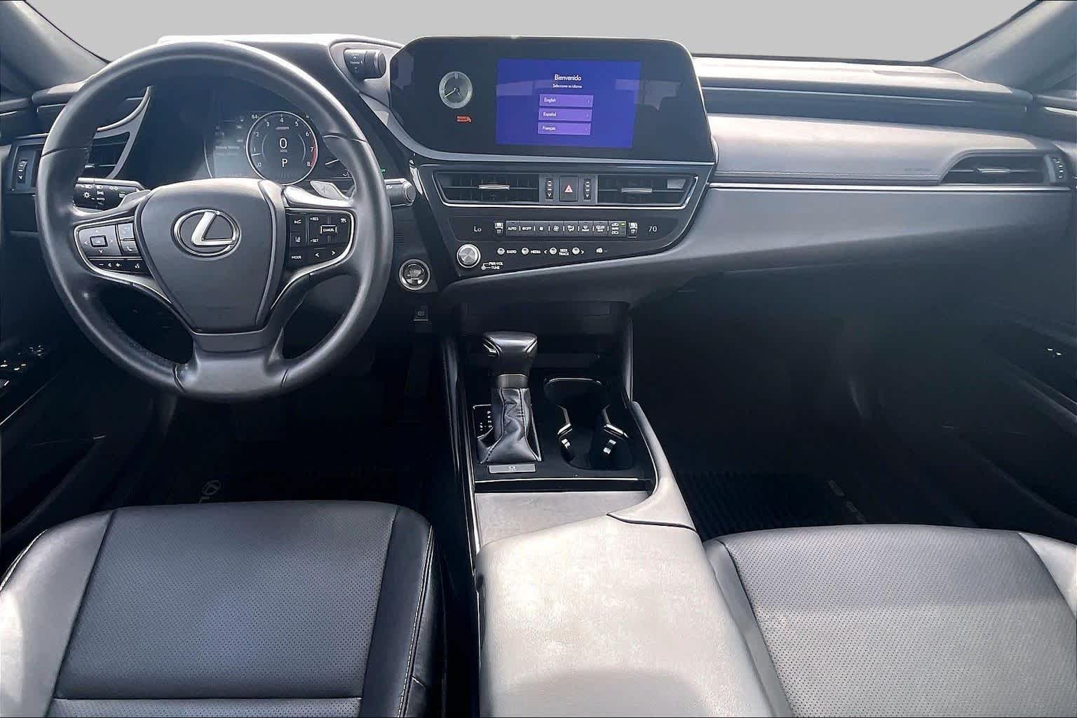 Used 2025 Eminent White Pearl Lexus  image 14