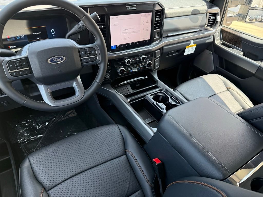 New 2026 Star White Metallic Tri-Coat Ford F-250® Lariat® image 8