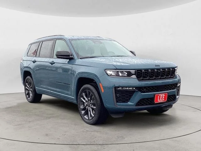 New 2026 Steel Blue Jeep L LIMITED RESERVE 4X4 image 8