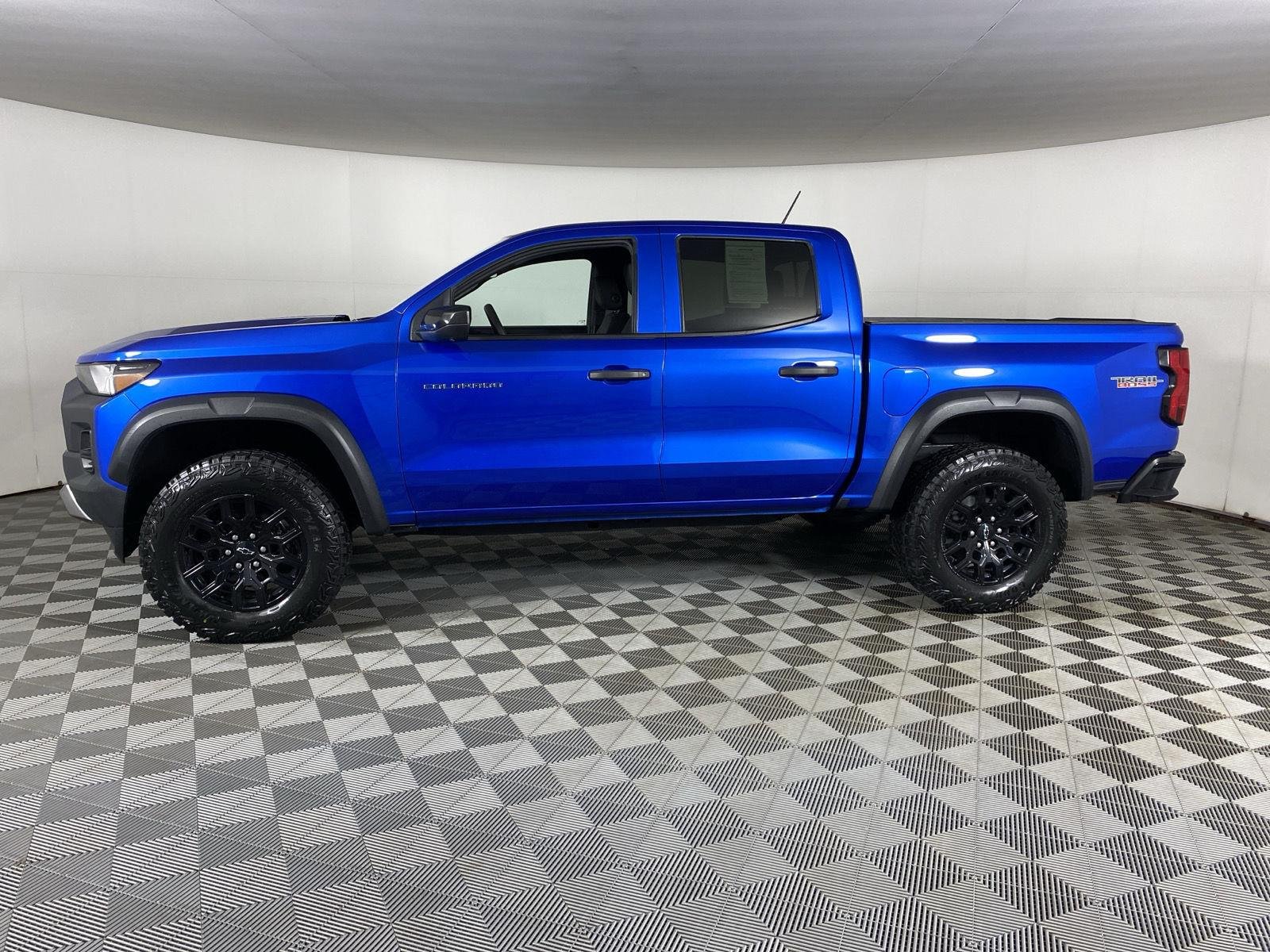Used 2023 Glacier Blue Metallic Chevrolet 4WD Trail Boss image 4