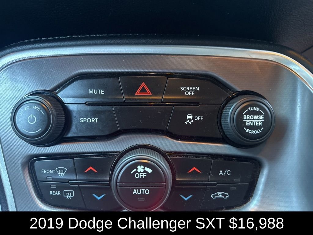 Used 2019 Go Mango! Dodge SXT image 23