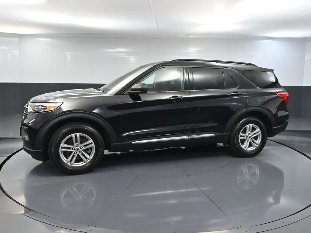 2023 Ford Explorer XLT - Photo 10