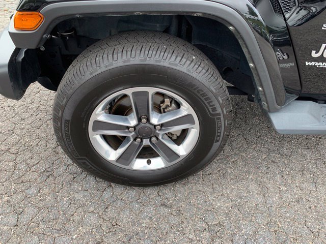 Used 2022 Black Jeep Unlimited Sahara image 31
