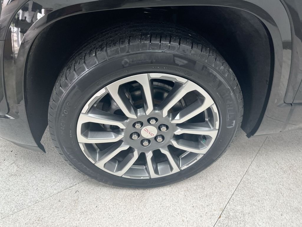 Used 2022 Black GMC Denali image 16