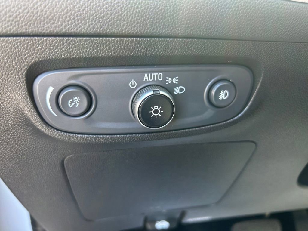 Used 2023 Summit White Buick Select image 26
