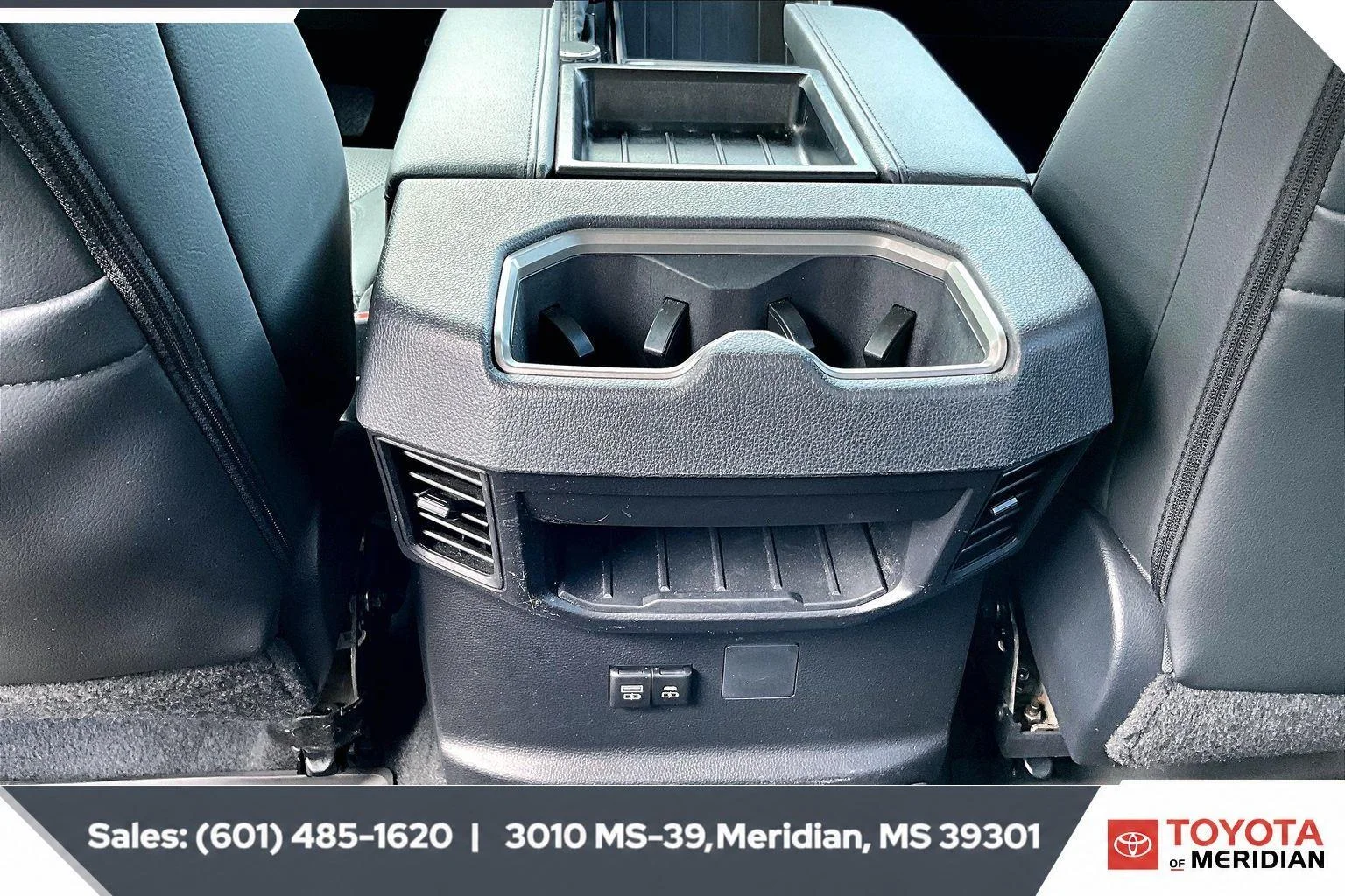 Used 2024 Ice Cap Toyota SR5 image 23