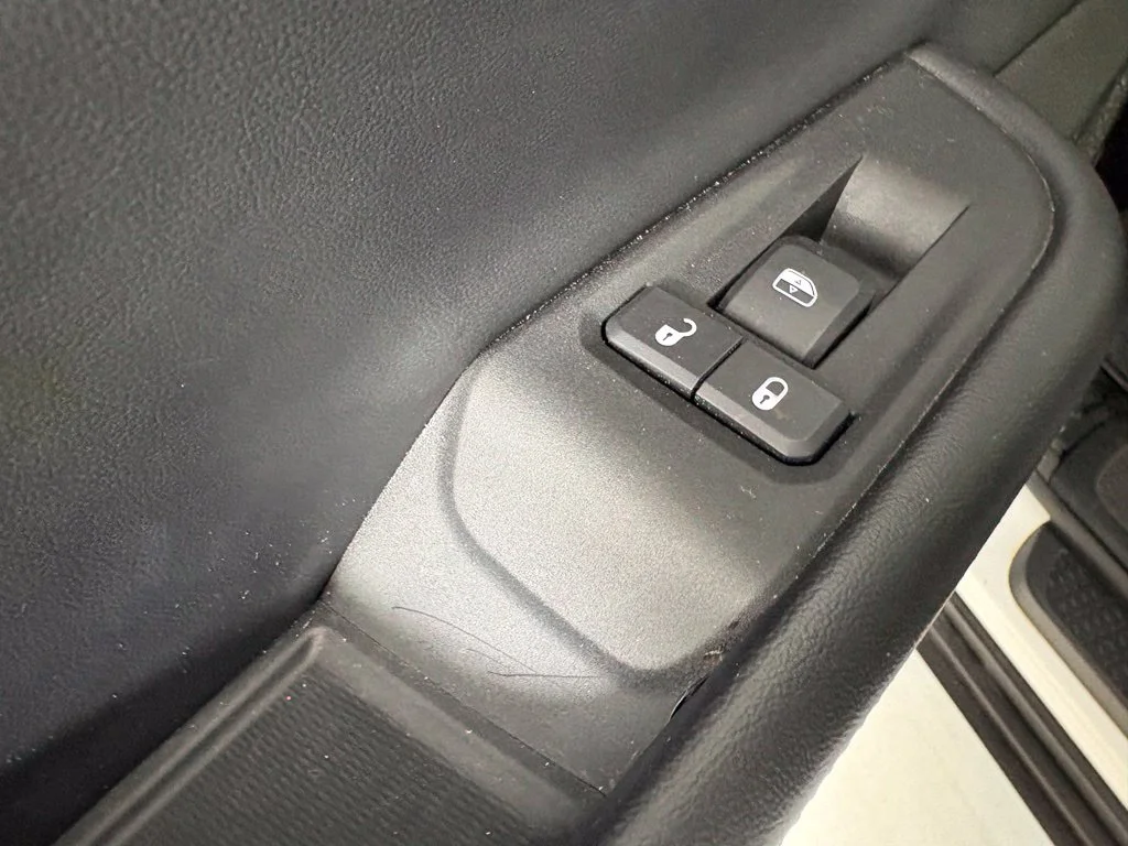 Used 2022 White Jeep Limited image 37