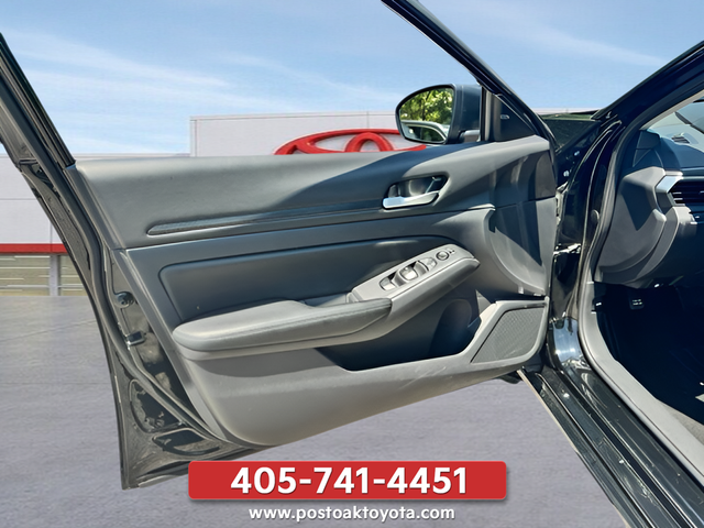 2025 Nissan Altima SV - Photo 11
