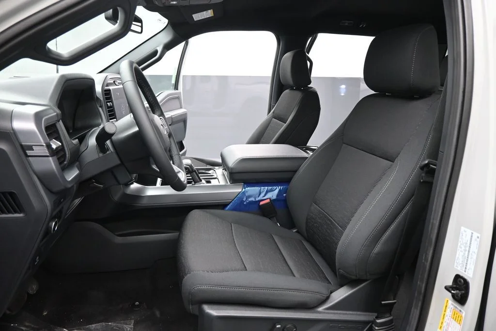 New 2026 Avalanche Ford XLT image 9