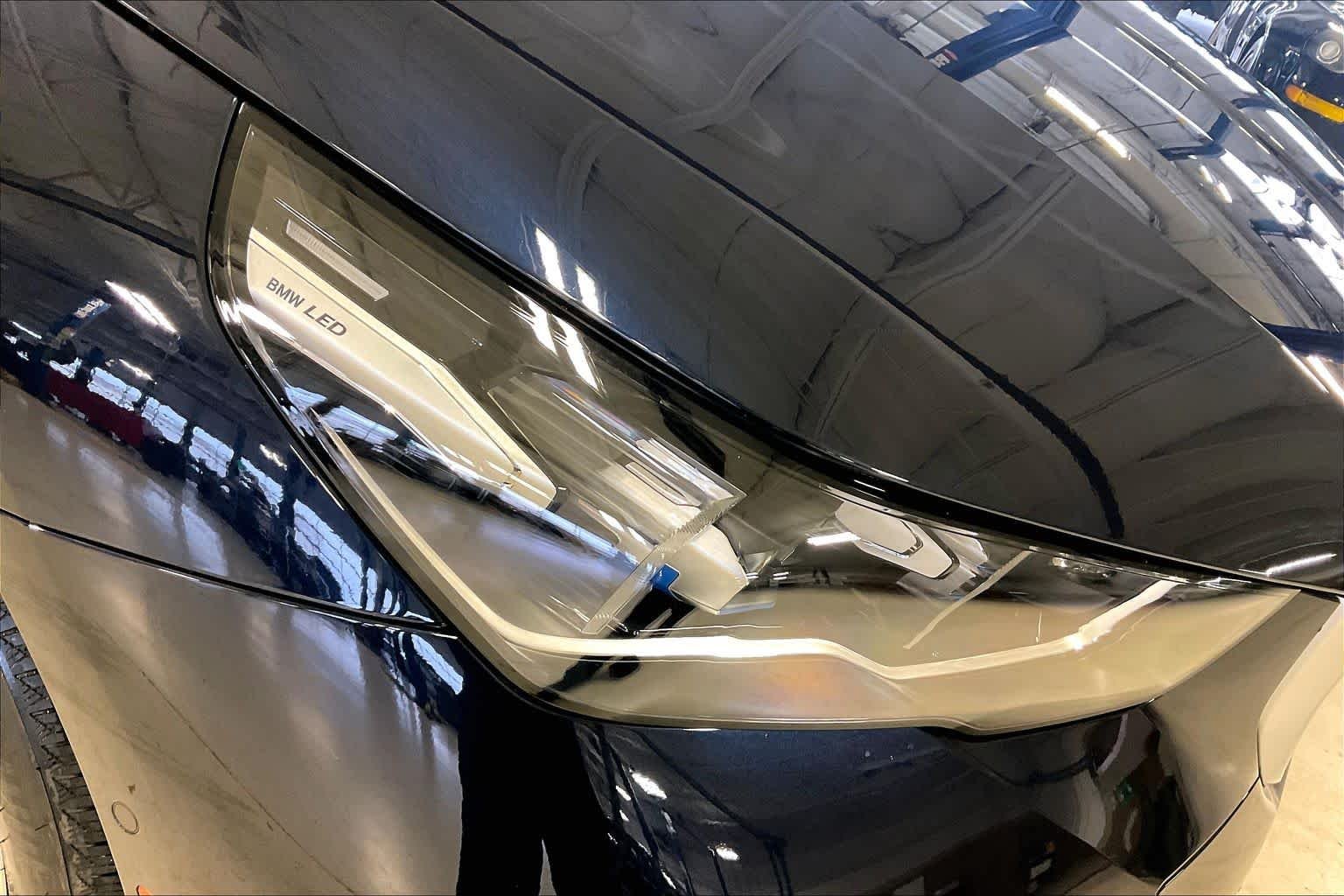 New 2026 Carbon Black Metallic BMW 530i image 13