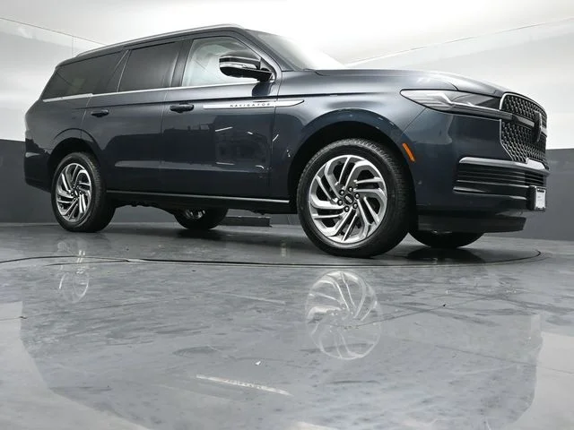 Used 2025 Blue Lincoln Reserve image 41
